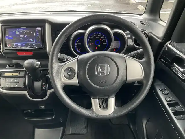 ホンダ Ｎ ＢＯＸ カスタム G Aパッケージ 滋賀県 2014(平26)年 12.3万km プレミアムホワイトパール 車検9年5月まで/シティブレーキアクティブシステム/カロッツェリア7インチHDDナビ/Bluetooth、DVD、CD、フルセグテレビ/バックカメラ/片側パワースライドドア/ETC/HIDヘッドライト/社外14インチアルミホイール/社外シートカバー/ステアリングスイッチ/スペアキー有り/取扱説明書/保証書