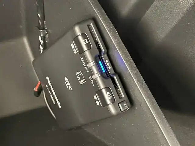 プジョー ２００８ GTライン 岡山県 2018(平30)年 3.8万km 黒 GTライン/純正ナビ/Bluetooth/クルコン/バックカメラ/アクティブシティブレーキ/パーキングアシスト/アンビエントライト/ドラレコ（F/R）/純正LEDヘッドライト/ブラック＆ホワイトエディション専用ホイル/スペアキー/ETC