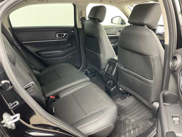 ホンダ ヴェゼル ハイブリッド e:HEV Z 道央・札幌 2024(令6)年 3.4万km クリスタルブラックパール ・ワンオーナー/・4WD/・寒冷地仕様/・純正ナビ&BT&TV&スマホ連携/・全方位カメラ/・プレミアムオーディオ/・電動リアゲート/・ホンダセンシング/・ブラインドスポットモニター/・前席シートヒーター/・ステアリングヒーター/・ドアミラーヒーター/・置くだけ充電/・ビルトインETC/・LEDヘッドライト/・純正18インチAW