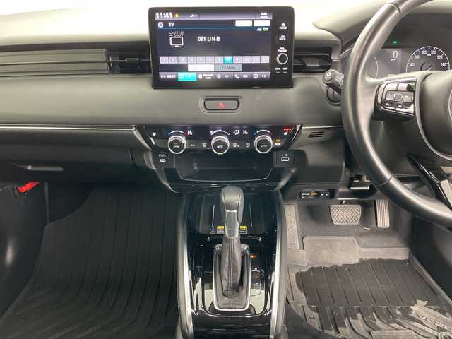 ホンダ ヴェゼル ハイブリッド e:HEV Z 道央・札幌 2024(令6)年 3.4万km クリスタルブラックパール ・ワンオーナー/・4WD/・寒冷地仕様/・純正ナビ&BT&TV&スマホ連携/・全方位カメラ/・プレミアムオーディオ/・電動リアゲート/・ホンダセンシング/・ブラインドスポットモニター/・前席シートヒーター/・ステアリングヒーター/・ドアミラーヒーター/・置くだけ充電/・ビルトインETC/・LEDヘッドライト/・純正18インチAW