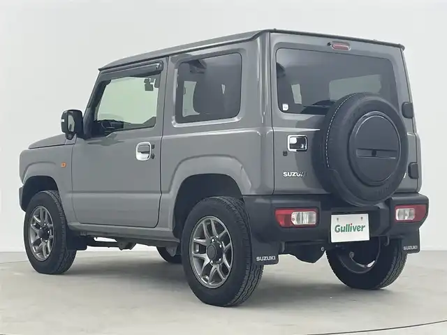 スズキ ジムニー XC 熊本県 2023(令5)年 5.3万km ミディアムグレー 社外メモリナビ(CD/DVD/BT/フルセグ)/2/4WD切り替え/デュアルブレーキサポート/衝突被害軽減ブレーキ/車線逸脱警告/バックカメラ/クルーズコントロール/スロットルコントローラー/前後ドライブレコーダー/前席シートヒーター/アイドリングストップ/オートライト/LEDヘッドライト/純正ゴムフロアマット/LED室内灯/取扱説明書/保証書