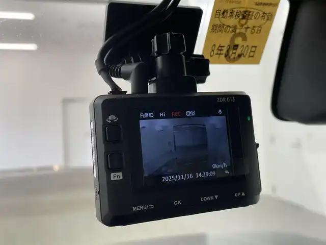 スズキ ジムニー XC 熊本県 2023(令5)年 5.3万km ミディアムグレー 社外メモリナビ(CD/DVD/BT/フルセグ)/2/4WD切り替え/デュアルブレーキサポート/衝突被害軽減ブレーキ/車線逸脱警告/バックカメラ/クルーズコントロール/スロットルコントローラー/前後ドライブレコーダー/前席シートヒーター/アイドリングストップ/オートライト/LEDヘッドライト/純正ゴムフロアマット/LED室内灯/取扱説明書/保証書