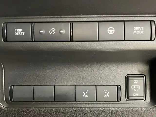 日産 セレナ e－パワー ハイウェイスター V 福岡県 2023(令5)年 1.6万km アズライトブルー 純正12型ナビ（BT/AndroidAuto/AMFM/USB/HDMI） /フルセグTV　/フリップダウンモニター/レーダークルーズコントロール　/デジタルインナーミラー/ドラレコ前後　/両側パワースライド　/標識認識機能　/パーキングアシスト/先行車発信お知らせ機能/横滑り防止装置/衝突被害軽減システム/ETC2.0/スマートキー（スペアキー1本）/純正AW/純正フロアマット