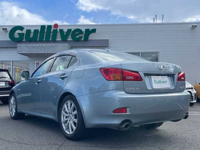 レクサス ＩＳ 250 バージョンL 三重県 2007(平19)年 7万km ライトブルーM 純正HDDナビゲーション/【CD/DVD/MD/MSV】/バックカメラ/ビルトインETC/パドルシフト/レザーシート/D/N席パワーシート/D/N席シートベンチレーション/D/N席シートヒーター/オートライト/HIDヘッドライト/フロントフォグランプ/フロント225/45R17インチ純正AW/リア245/45R17インチ純正AW/プッシュスタート/スマートキー/純正フロアマット