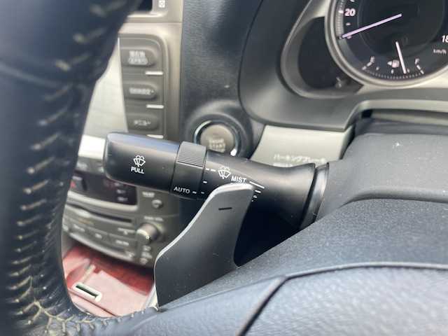 レクサス ＩＳ 250 バージョンL 三重県 2007(平19)年 7万km ライトブルーM 純正HDDナビゲーション/【CD/DVD/MD/MSV】/バックカメラ/ビルトインETC/パドルシフト/レザーシート/D/N席パワーシート/D/N席シートベンチレーション/D/N席シートヒーター/オートライト/HIDヘッドライト/フロントフォグランプ/フロント225/45R17インチ純正AW/リア245/45R17インチ純正AW/プッシュスタート/スマートキー/純正フロアマット