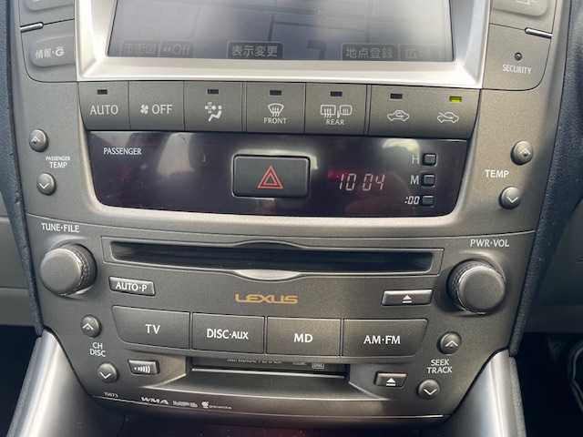 レクサス ＩＳ 250 バージョンL 三重県 2007(平19)年 7万km ライトブルーM 純正HDDナビゲーション/【CD/DVD/MD/MSV】/バックカメラ/ビルトインETC/パドルシフト/レザーシート/D/N席パワーシート/D/N席シートベンチレーション/D/N席シートヒーター/オートライト/HIDヘッドライト/フロントフォグランプ/フロント225/45R17インチ純正AW/リア245/45R17インチ純正AW/プッシュスタート/スマートキー/純正フロアマット