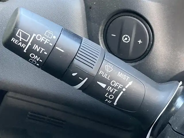 ホンダ ヴェゼル ハイブリッド e:HEV X 長崎県 2022(令4)年 2.1万km プレミアムクリスタルレッドM ホンダセンシング/・衝突被害軽減ブレーキ/・レーダークルーズコントロール/・レーンキープアシスト/Honda CONNECTディスプレー/・ナビ/・Bluetooth接続/・フルセグTV/・スマートフォン連携/バックカメラ/ビルトインETC2.0/ワイヤレス充電/ステアリングスイッチ/パドルシフト/電子パーキング/オートホールド機能/ダウンヒルアシスト/コーナーセンサー/横すべり防止装置/ISOFIX/ドライブレコーダー