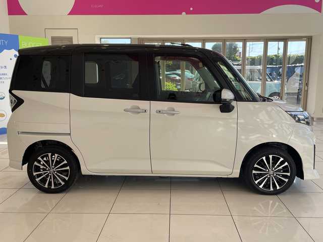 トヨタ ルーミー カスタムG－T 埼玉県 2025(令7)年 0.1千km ブラックマイカメタリック/パールホワイト2トーン スマートアシスト /純正9インチディスプレイオーディオ/　　BT/フルセグ/CarPlay /パノラミックビューモニター /両側パワースライドドア /レーダークルーズコントロール /LEDオートライト /シートヒーター /純正15インチアルミ /電子パーキング/ステアリングスイッチ