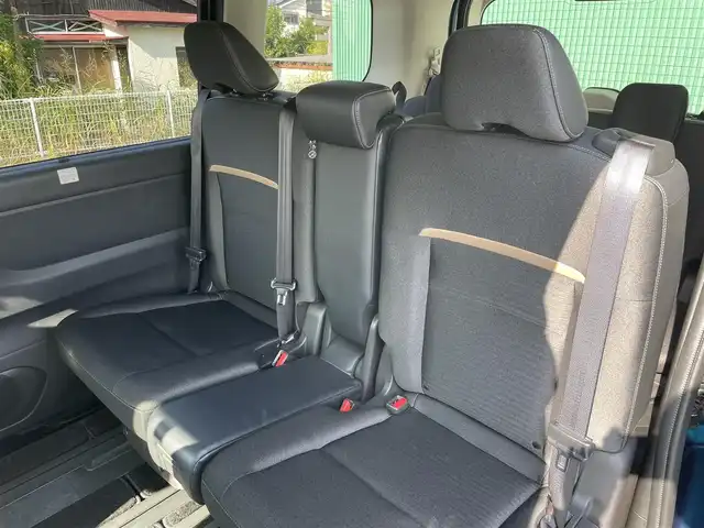 日産 セレナ 福岡県 2023(令5)年 6.5万km 青 エンジンスタートボタン/両側パワースライドドア/前後ドライブレコーダー/Bluetooth接続/前後コーナーセンサー/全方位車外カメラ/ETC2.0/MTモード付AT車