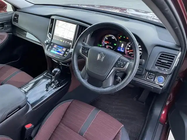 トヨタ クラウン ハイブリッド アスリートS 福岡県 2013(平25)年 7万km ダークレッドマイカメタリック 純正ナビ(ワンセグテレビ・FM・AM・BT)/前席パワーシート/クルーズコントロール/ETC/パワーバックドア/プッシュスタート/スマートキー/フォグランプ/純正フロアマット/ドアバイザー/バックカメラ