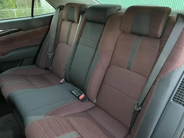 トヨタ クラウン ハイブリッド アスリートS 福岡県 2013(平25)年 7万km ダークレッドマイカメタリック 純正ナビ(ワンセグテレビ・FM・AM・BT)/前席パワーシート/クルーズコントロール/ETC/パワーバックドア/プッシュスタート/スマートキー/フォグランプ/純正フロアマット/ドアバイザー/バックカメラ