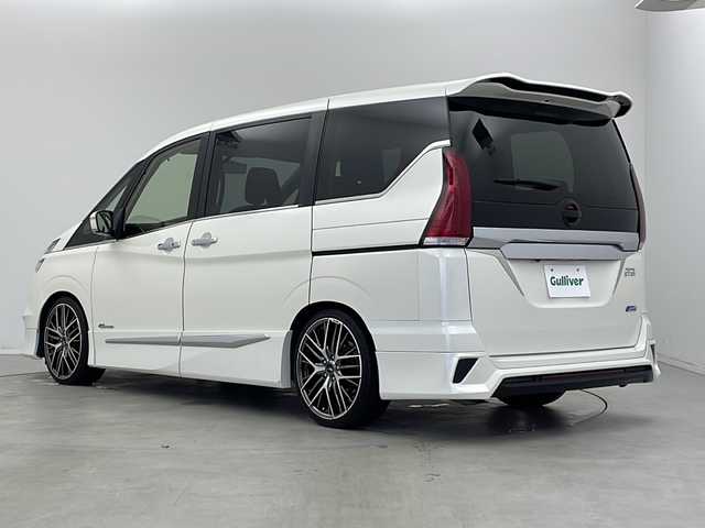 日産 セレナ ハイウェイスター Vセレクション 新潟県 2017(平29)年 4.1万km ブリリアントホワイトパール 純正ナビ/Bluetooth/純正ETC/社外フロアマット/社外アルミホイール/両側パワースライドドア/クルーズコントロール/バックカメラ/フリップダウンモニター/横滑り防止装置/オートライト/LEDヘッドライト/地図SD無し