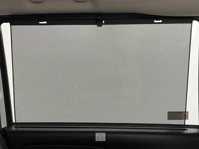 日産 セレナ ハイウェイスター Vセレクション 新潟県 2017(平29)年 4.1万km ブリリアントホワイトパール 純正ナビ/Bluetooth/純正ETC/社外フロアマット/社外アルミホイール/両側パワースライドドア/クルーズコントロール/バックカメラ/フリップダウンモニター/横滑り防止装置/オートライト/LEDヘッドライト/地図SD無し