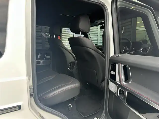 メルセデス・ベンツ ゲレンデヴァーゲン Ｇ３５０ｄ AMGライン 茨城県 2019(令1)年 3.1万km ポーラホワイト ラグジュアリーパッケージ /サンルーフ /アダプティブDS /Burmester/黒革 /全席シートヒーター /M付PWシート /ナビ /12セグ /BT /マルチLED /RSP /ACC /LKA /BSA /360°カメラ/禁煙車