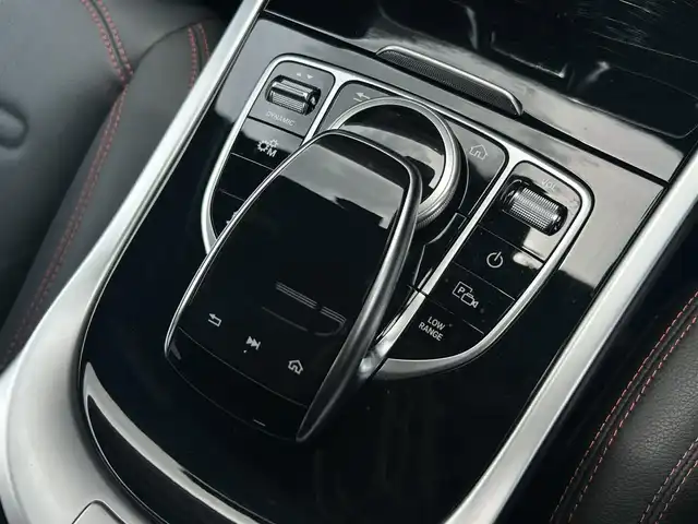 メルセデス・ベンツ ゲレンデヴァーゲン Ｇ３５０ｄ AMGライン 茨城県 2019(令1)年 3.1万km ポーラホワイト ラグジュアリーパッケージ /サンルーフ /アダプティブDS /Burmester/黒革 /全席シートヒーター /M付PWシート /ナビ /12セグ /BT /マルチLED /RSP /ACC /LKA /BSA /360°カメラ/禁煙車