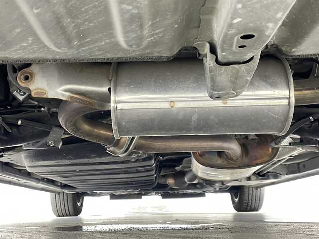 トヨタ エスクァイア Gi 愛知県 2019(令1)年 4.3万km ブラック ワンオーナー/8型ナビメモリ【AVIC-RL710】/（CD/DVD/フルセグTV/Bluetooth）/バックカメラ/両側パワースライドドア/アルパインフリップダウンモニター/衝突軽減システム/クルーズコントロール/レーンキープアシスト/オートマチックハイビーム/ドライブレコーダー/ETC/純正15インチAW/LEDヘッドライト/黒レザーシート/シートヒーター(前席)/ウッドコンビハンドル/ステアリングスイッチ/スマートキー＆プッシュスタート