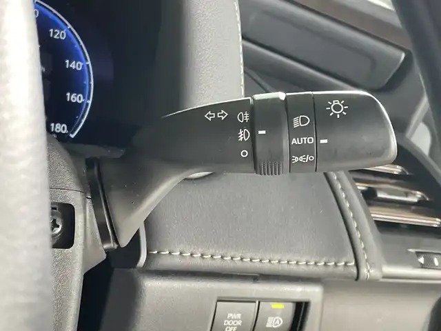 トヨタ アルファード Z 福岡県 2023(令5)年 3.1万km プラチナホワイトパールマイカ 純正ナビ/アラウンドビューモニター/アドバンスドパーク/フルセグテレビ/黒革シート/シートヒーター/シートクーラー/レーダークルーズコントロール/ガラスルーフ/デジタルインナーミラー/プッシュスタート/両側パワースライドドア/パワーバックドア/ステアリングヒーター/ETC/BSM