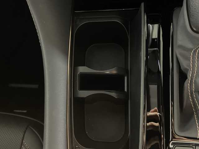 トヨタ アルファード Z 福岡県 2023(令5)年 3.1万km プラチナホワイトパールマイカ 純正ナビ/アラウンドビューモニター/アドバンスドパーク/フルセグテレビ/黒革シート/シートヒーター/シートクーラー/レーダークルーズコントロール/ガラスルーフ/デジタルインナーミラー/プッシュスタート/両側パワースライドドア/パワーバックドア/ステアリングヒーター/ETC/BSM