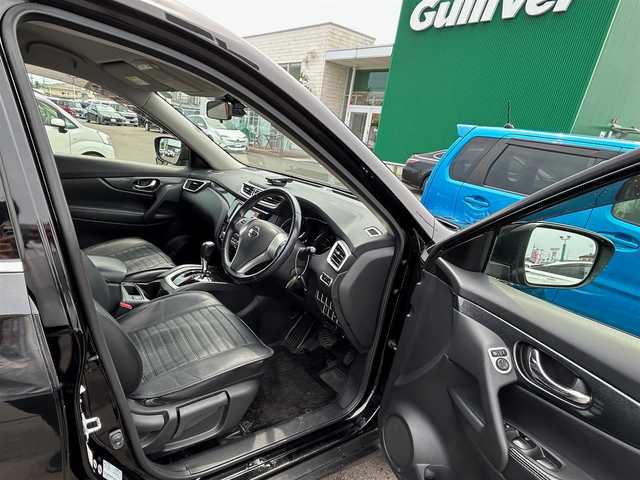 日産 エクストレイル 20X エマージェンシーブレーキ 宮城県 2015(平27)年 5.3万km ダイヤモンドブラック ワンオーナー/エマージェンシーブレーキ/純正SDナビ/【CD・SD・BT・フルセグTV】/バックカメラ/カブロンシート/前席シートヒーター/アイドリングストップ/シートリフター/ステアリングスイッチ/コーナーセンサー/オートライト/LEDヘッドライト/フォグライト/スマートキーX２/ETC