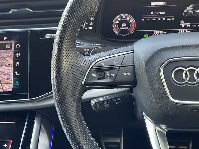 アウディ アウディ Ｑ７ 55TFSIクワトロ Sライン 愛媛県 2020(令2)年 3.9万km デイトナグレーパールエフェクト 純正メモリナビ/・フルセグTV/・Bluetooth接続/・SDミュージックサーバー/全方位カメラ/ビルトインETC/バーチャルコックピット/アダプティブドライビングアシスタント/エマージェンシーアシスト/4WD/ルーフレール/レザーシート/前席パワーシート/前席シートヒーター/D席メモリーシート/LEDヘッドライト/BOSEサウンド/パワーバックドア/社外レーダー/パドルシフト/スペアキー
