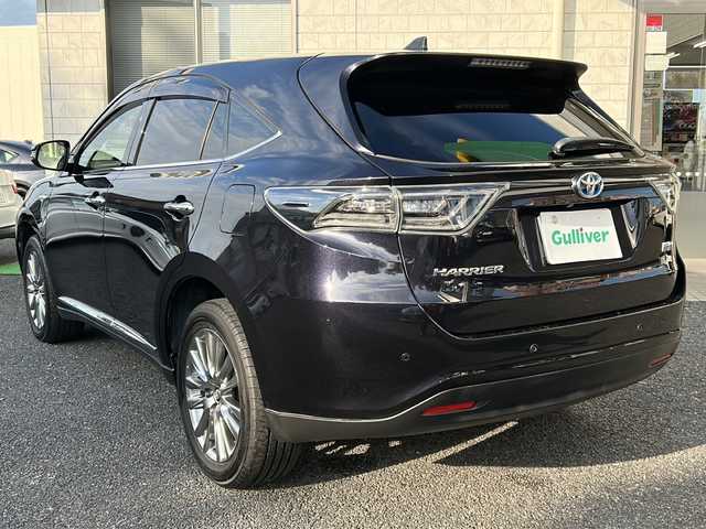トヨタ ハリアー ハイブリッド プレミアム アドバンスドP 埼玉県 2014(平26)年 6.6万km スパークリングブラックパールクリスタルシャイン ビルドインETC/クルーズコントロール追従有/TRC/ISOFIX/パワーシート/ドラレコ前後　/ドラレコ付きミラー　/メーカーオプションナビ(SD/USB/AUX/Disc/BT/TVフルセグ)/パワーバックドア　/ドアバイザー　/電格ミラー　/クリアランスソナー/レーンキープアシスト　/オートライト　/パワーシート/純正フロアマット
