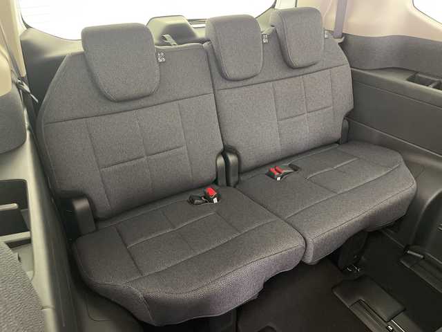 ホンダ ステップワゴン eHEV エアー EX 大阪府 2025(令7)年 0.1千km プラチナホワイトパール 登録済未使用車/純正11.4インチナビ/【AM/FM/CD/DVD/Bluetooth/フルセグTV】/バックカメラ/ホンダセンシング/・衝突軽減ブレーキ/・踏み間違い衝突軽減システム/・歩行者事故低減ステアリング/・路外逸脱抑制機能/・渋滞追従機能付きアダプティブクルーズコントロール/・車線維持支援システム/・トラフィックジャムアシスト/・先行車発進お知らせ機能/・標識認識機能/・オートハイビーム/・ブラインドスポットインフォメーション/・パーキングセンサーシステム/両側電動パワースライドドア/シートヒーター/パワーバックドア/・両側パワースライドドア/・前席シートヒーター/・電動リアゲート/・レーザークルーズコントロール/・オートエアコン/・オートライト