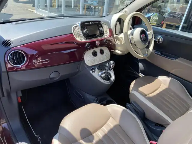 フィアット ５００ アッラモーダ 福岡県 2017(平29)年 5.1万km パープル ボルドー５０台限定車両　/ガラスルーフ　/ベージュ革　/ディスプレイオーディオ　/Ｂｌｕｅｔｏｏｔｈ　/シティモード/ステアリングスイッチ/フロントフォグランプ　/リアフォグランプ　/純正１５インチアルミホイール/ETC