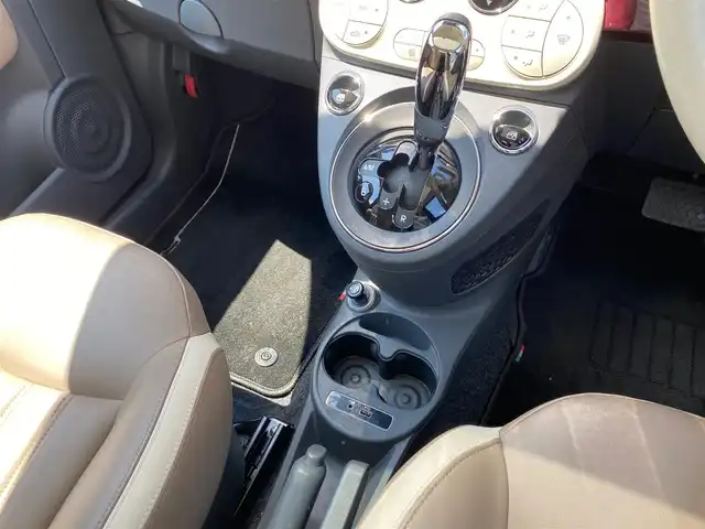 フィアット ５００ アッラモーダ 福岡県 2017(平29)年 5.1万km パープル ボルドー５０台限定車両　/ガラスルーフ　/ベージュ革　/ディスプレイオーディオ　/Ｂｌｕｅｔｏｏｔｈ　/シティモード/ステアリングスイッチ/フロントフォグランプ　/リアフォグランプ　/純正１５インチアルミホイール/ETC