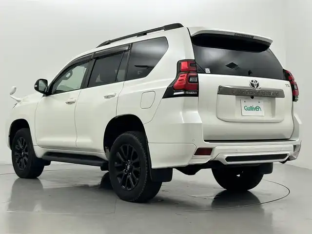 トヨタ ランドクルーザー プラド TX Lパッケージ ブラックED 熊本県 2020(令2)年 5.8万km ホワイトパールクリスタルシャイン 禁煙車/純正９型ナビNSZT-Y68T（CD・DVD・フルセグ・BT・SD・USB・ＨＤＭＩ）/バックカメラ /ビルトインETC/レーダークルーズコントロール/前席シートヒーター/前席エアーシート/前席パワーシート/衝突軽減ブレーキ/レーンキープアシスト/横滑り防止/純正フロアマット/純正１８インチAW/オートライト/オートマチックハイビーム/フォグランプ/スマートキー/プッシュスタート