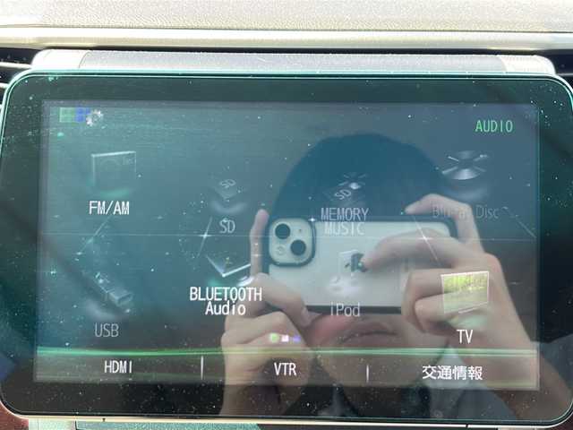 トヨタ ヴェルファイア 2．4X 山梨県 2010(平22)年 10.2万km ブラック 社外SDナビ/　(CD/DVD/SD/USB/iPod/BT/BD/フルセグ)/片側パワースライドドア/バックカメラ/オートライト/純正１６インチアルミホイール/コーナーセンサー/スマートキー/ビルトインETC