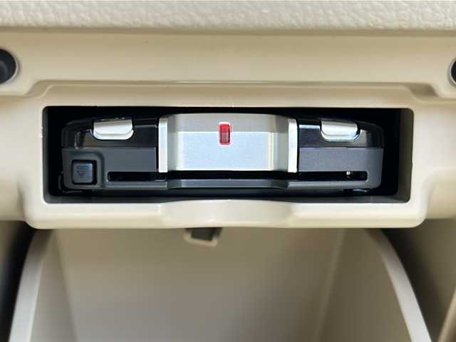 トヨタ ヴェルファイア 2．4X 山梨県 2010(平22)年 10.2万km ブラック 社外SDナビ/　(CD/DVD/SD/USB/iPod/BT/BD/フルセグ)/片側パワースライドドア/バックカメラ/オートライト/純正１６インチアルミホイール/コーナーセンサー/スマートキー/ビルトインETC