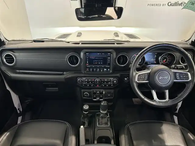 クライスラー・ジープ ジープ ラングラー アンリミテッド サハラ 岐阜県 2023(令5)年 3.8万km 白 オーディオナビゲーションシステム/　地上デジタルテレビチューナー（12セグ / ワンセグ）/　Bluetooth/サブウーハー付アルパイン製プレミアムスピーカー（9基）/ブレーキアシスト/ParkSenseフロント / リアパークアシスト/Parkviewリアバックアップカメラ/LEDヘッドライト（オートレベリング機能）/オートハイビームヘッドライト/シートヒーター/ステアリングヒーター