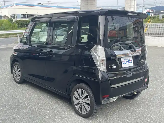 日産 デイズ ルークス ライダーHWSターボ 愛知県 2014(平26)年 7.5万km ブラック (株)IDOMが運営する【じしゃロン豊川店】の自社ローン専用車両になります。こちらは現金またはオートローンご利用時の価格です。自社ローンご希望の方は別途その旨お申付け下さい / 社外メモリナビ/　〇 CD再生機能/　〇 DVD再生機能/　〇 フルセグTV/　〇 BT対応/ 全方位カメラ/ ETC/ 両側パワースライドドア/ 革巻ステアリング/ ステアリングスイッチ/ ドライブレコーダー/ シートカバー/ リアサンシェイド/ ドアバイザー/ ウインカーミラー/ 純正フロアマット