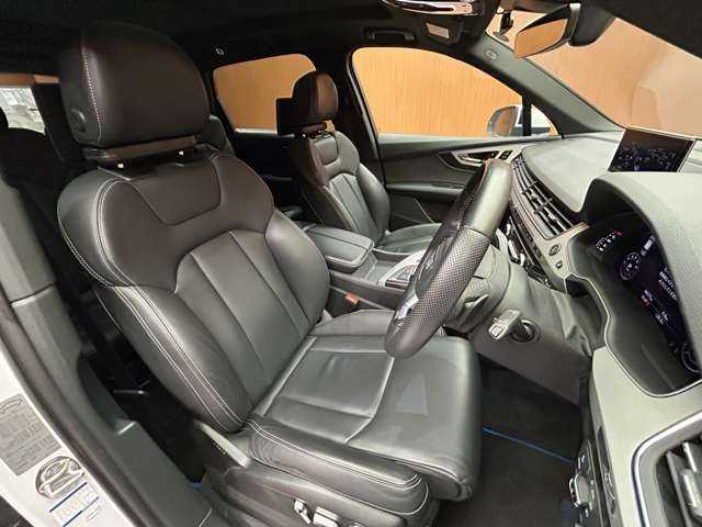 アウディ Ｑ７ 3.0TFSI クワトロ Sライン PKG 千葉県 2017(平29)年 4.5万km グレイシアホワイトメタリック ７シーターＰＫＧ　/パノラマＳＲ　/マトリクスＬＥＤ　/エアサス　/ＯＰ２１インチＡＷ　/純正ナビ　/３６０°カメラ　/ＡＣＣ　/黒革　/シートヒーター　/パワーシート　/バーチャルＣＰ　/後席モニター　/電動リアゲート