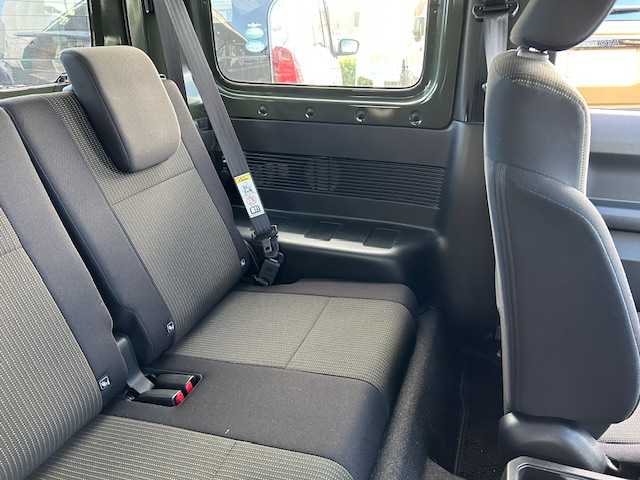 スズキ ジムニー XL 静岡県 2023(令5)年 1.7万km ジャングルグリーン ワンオーナー/純正ナビ/(AM/FM/CD/Bluetooth/フルセグTV)/ビルトインETC/前席シートヒーター/バックカメラ/純正フロアマット/AUTOライト/スペアキー１/保証書/取扱説明書