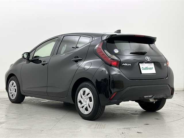 トヨタ アクア X 宮城県 2022(令4)年 3.4万km ブラックマイカ 禁煙車/トヨタセーフティーセンス/・プリクラッシュセーフティーシステム/・レーントレーシングアシスト/・オートマチックハイビーム/・レーダークルーズコントロール/トヨタ純正ディスプレイオーディオ/・BT.Miracast/バックカメラ/ビルトインETC/AC100V充電/ステアリングスイッチ/プッシュスタート/スマートキー/純正フロアマット/純正15インチスチールキャップ/LEDヘッドライト/ヘッドライトレベライザー/ドアバイザー/横滑り防止機能/アイドリングストップ