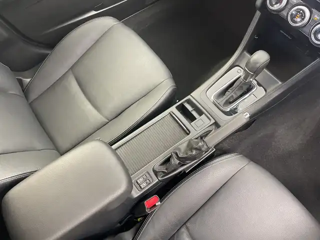 スバル インプレッサ ＸＶ 2．0i－L アイサイト 新潟県 2015(平27)年 7.9万km ディープシーブルーパール ワンオーナー/4WD/カロッツェリアメモリナビ【AVIC-CZ910】/　フルセグTV/Bluetooth/CD/DVD/USB/アイサイト/衝突被害軽減ブレーキ/レーンキープアシスト/レザーシート/前席パワーシート/前席シートヒーター/バックモニター/アイドリングストップ/横滑り防止装置/パドルシフト/レザーステアリング