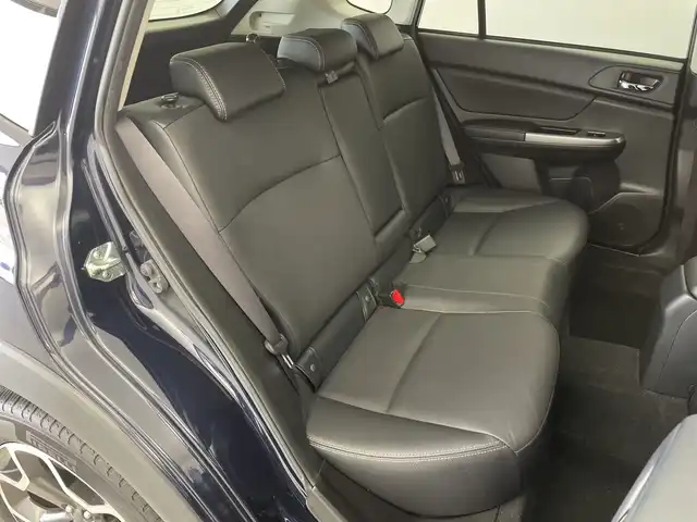 スバル インプレッサ ＸＶ 2．0i－L アイサイト 新潟県 2015(平27)年 7.9万km ディープシーブルーパール ワンオーナー/4WD/カロッツェリアメモリナビ【AVIC-CZ910】/　フルセグTV/Bluetooth/CD/DVD/USB/アイサイト/衝突被害軽減ブレーキ/レーンキープアシスト/レザーシート/前席パワーシート/前席シートヒーター/バックモニター/アイドリングストップ/横滑り防止装置/パドルシフト/レザーステアリング