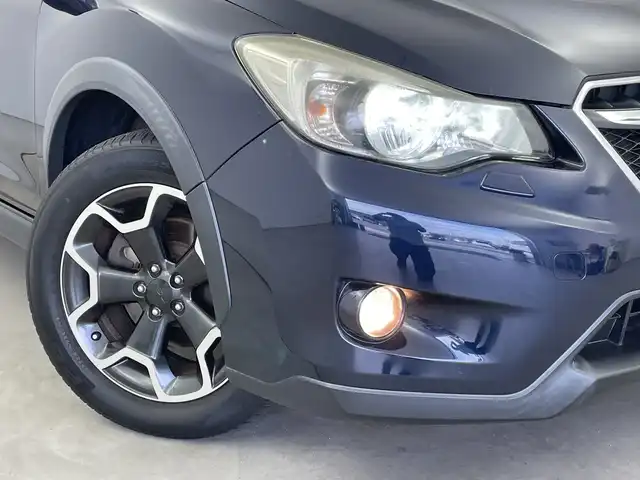 スバル インプレッサ ＸＶ 2．0i－L アイサイト 新潟県 2015(平27)年 7.9万km ディープシーブルーパール ワンオーナー/4WD/カロッツェリアメモリナビ【AVIC-CZ910】/　フルセグTV/Bluetooth/CD/DVD/USB/アイサイト/衝突被害軽減ブレーキ/レーンキープアシスト/レザーシート/前席パワーシート/前席シートヒーター/バックモニター/アイドリングストップ/横滑り防止装置/パドルシフト/レザーステアリング