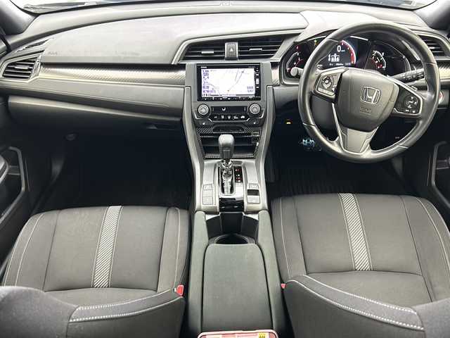 ホンダ シビック ハッチバック 宮城県 2017(平29)年 5.1万km クリスタルブラックパール Gathersナビ/・BT接続/フルセグTV/・CD/DVD/ホンダセンシング/・プリクラッシュセーフティ/・路外逸脱抑制機能/・アダプティブクルーズコントロール/・オートハイビーム/純正18インチAW/革巻きステアリング/・パドルシフト/LEDヘッドライト/・フォグランプ/ビルトインETC/純正フロアマット/プッシュスタート/スマートキー