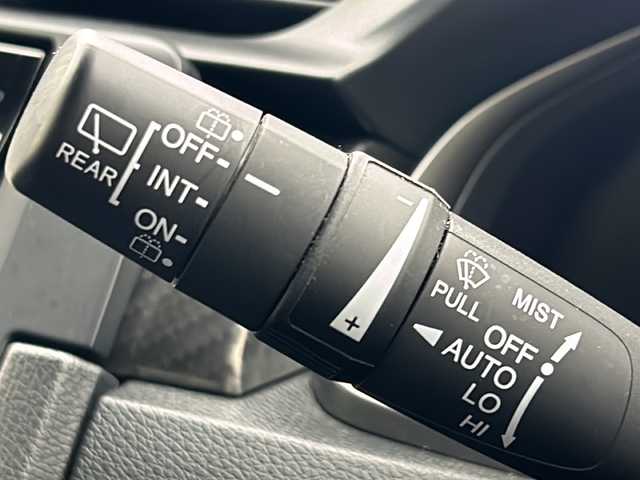 ホンダ シビック ハッチバック 宮城県 2017(平29)年 5.1万km クリスタルブラックパール Gathersナビ/・BT接続/フルセグTV/・CD/DVD/ホンダセンシング/・プリクラッシュセーフティ/・路外逸脱抑制機能/・アダプティブクルーズコントロール/・オートハイビーム/純正18インチAW/革巻きステアリング/・パドルシフト/LEDヘッドライト/・フォグランプ/ビルトインETC/純正フロアマット/プッシュスタート/スマートキー