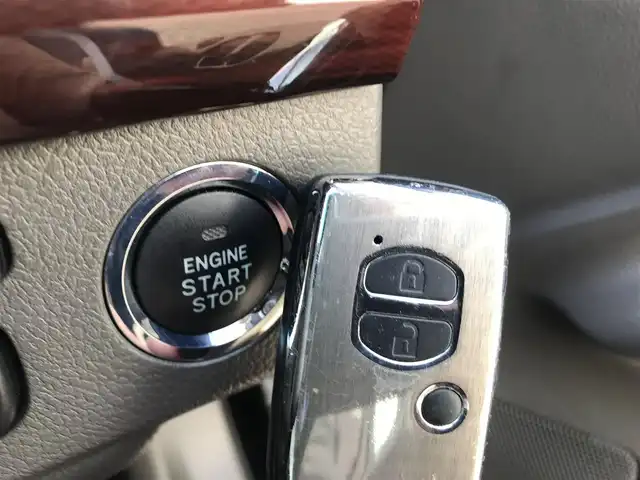 トヨタ マークＸ 250G リラックスセレクション 富山県 2011(平23)年 7.9万km ブラック サンルーフ/純正ナビ/バックカメラ/パワーシート/社外AWサマータイヤ車載/プッシュスタート/スマートキー/ステアリングスイッチ/ウッドコンビ革巻きステアリング/ETC/HIDヘッドライト/ウインカーミラー/フォグランプ