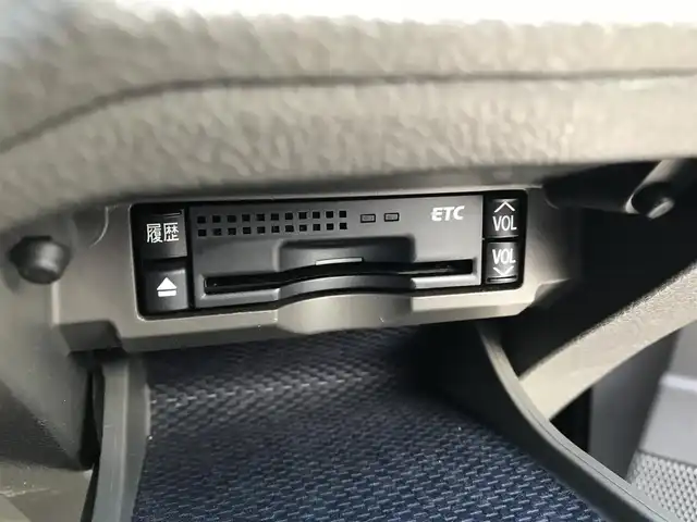 トヨタ マークＸ 250G リラックスセレクション 富山県 2011(平23)年 7.9万km ブラック サンルーフ/純正ナビ/バックカメラ/パワーシート/社外AWサマータイヤ車載/プッシュスタート/スマートキー/ステアリングスイッチ/ウッドコンビ革巻きステアリング/ETC/HIDヘッドライト/ウインカーミラー/フォグランプ