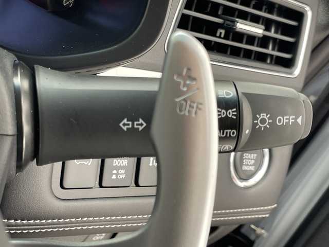 三菱 デリカＤ：５ シャモニー 千葉県 2025(令7)年 0.1千km 白 登録済未使用車/CHAMONIX (8人)/4WD/e-Assist/ハーフレザーシート/電動ＰＳドア/電動リアゲート/革ステ/ステアリングリモコン/ハンドルヒーター/パドルシフト/追従型クルコン/オートライト/オートワイパー/電格ウィンカーミラー/フォグ/レーンキープ