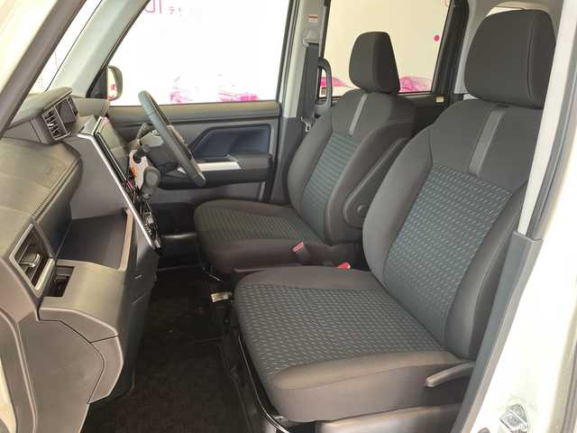 トヨタ ルーミー カスタムG－T 埼玉県 2025(令7)年 0.1千km ブラックマイカメタリック/パールホワイト2トーン スマートアシスト　/9型ディスプレイオーディオ/　　BT/フルセグ/CarPlay　/パノラミックビューモニター　/両側パワースライドドア　/レーダークルーズコントロール　/LEDオートライト　/シートヒーター　/純正15インチアルミホイール　/ETC