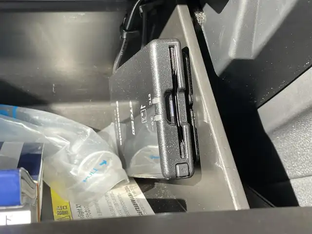 スバル ＷＲＸ Ｓ４ STIスポーツR EX 千葉県 2022(令4)年 2.9万km セラミックホワイト STiエアロ(F/S/R)/純正レカロハーフレザーシート/純正11.6インチセンターインフォメーションディスプレイ/・ナビ/フルセグTV/Bluetooth/バック/サイドカメラ/アイサイト/・プリクラッシュブレーキ/・エマージェンシーレーンキープアシスト/・後退速度リミッター/・車線逸脱防止機能/・後退時ブレーキアシスト/・アダプティブクルーズコントロール/・アイサイトアシストモニター/ドライバーモニタリングシステム/スバルリヤビークルディテクション/前席パワーシート/前席シートヒーター/コーナーセンサー/スマートキー/純正LEDヘッドライト/純正18インチアルミホイール/パドルシフト/ETC2.0/本革巻きステアリング/サイド＆カーテンエアバッグ/新車時保証書＆取扱説明書