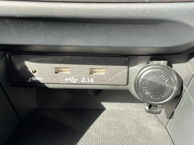 スバル ＷＲＸ Ｓ４ STIスポーツR EX 千葉県 2022(令4)年 2.9万km セラミックホワイト STiエアロ(F/S/R)/純正レカロハーフレザーシート/純正11.6インチセンターインフォメーションディスプレイ/・ナビ/フルセグTV/Bluetooth/バック/サイドカメラ/アイサイト/・プリクラッシュブレーキ/・エマージェンシーレーンキープアシスト/・後退速度リミッター/・車線逸脱防止機能/・後退時ブレーキアシスト/・アダプティブクルーズコントロール/・アイサイトアシストモニター/ドライバーモニタリングシステム/スバルリヤビークルディテクション/前席パワーシート/前席シートヒーター/コーナーセンサー/スマートキー/純正LEDヘッドライト/純正18インチアルミホイール/パドルシフト/ETC2.0/本革巻きステアリング/サイド＆カーテンエアバッグ/新車時保証書＆取扱説明書