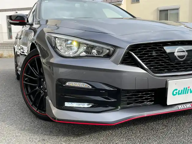 日産 スカイライン ニスモ 神奈川県 2024(令6)年 0.3万km ダークメタルグレー ワンオーナー/サンルーフ/黒革シート/BOSEサウンドシステム/純正メモリーナビ・地デジTV/純正CD/DVD/USB/BT再生/アラウンドビューカメラ/ビルトインETC2.0/ドライブレコーダー/純正19インチAW/レッドブレーキキャリパー/LEDヘッドライト/LEDフォグ/レーダークルーズコントロール/衝突軽減ブレーキ/LKA/BSM/コーナーセンサー/前席パワーシート/シートヒーター/NISMOミラーレンズ/ドアインナーガード/カーボンドアパネル/シフトノブ/パドルシフト/R6/7年ディーラー整備記録/保証書・取説あり