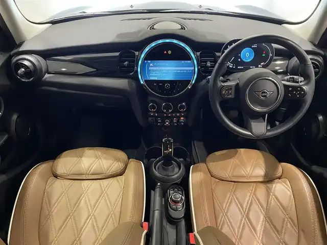 ＭＩＮＩ ミニ クーパー D 愛知県 2021(令3)年 1万km アイランドブルー ＣＡＢＡＮＡシートカバー　/クラシックトリム　/ＭＩＮＩ純正ＡＷ　/ドライビングアシストＰＫＧ　/シートヒーター　/純正ナビ　/Ｂｌｕｅｔｏｏｔｈ　/バックカメラ　/クルーズコントロール　/ドライブレコーダー　/ＥＴＣ/LEDヘッドライト/アイドリングストップ/プッシュスタート