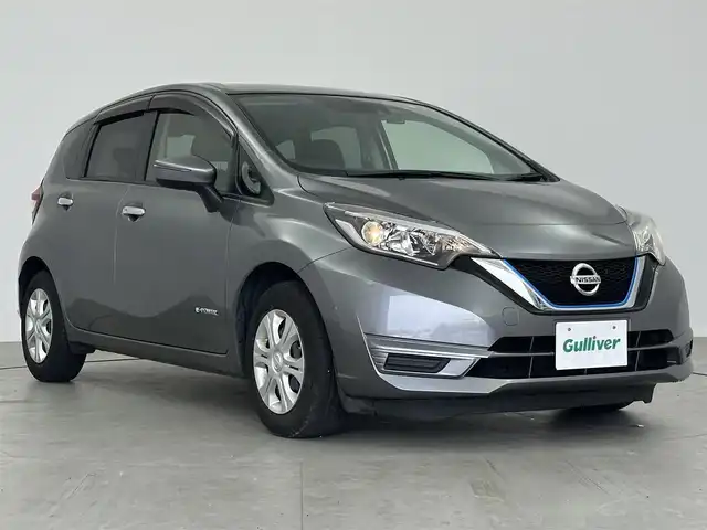 日産 ノート e－パワー X 愛知県 2017(平29)年 6.2万km グレー 純正ナビ　/（フルセグ/BT/CD/DVD） /衝突軽減システム　/レーンキープアシスト　/オートライト　/電動格納ミラー　/ドライブレコーダー　/純正ホイールキャップ